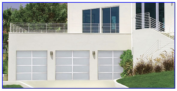 traditional garage doors in Pittsburg ca